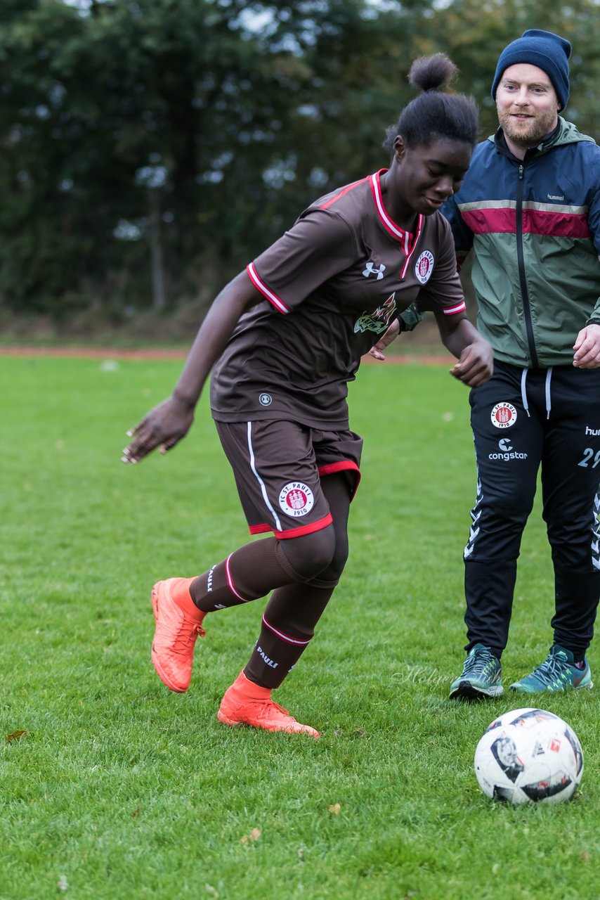 Bild 115 - C-Juniorinnen Halstenbek-Rellingen - St.Pauli : Ergebnis: 0:5